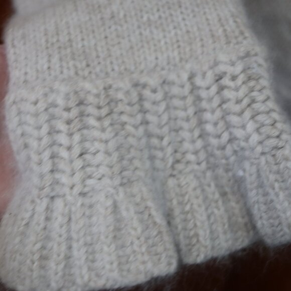 Sarah Spencer Light Gray Marled Ruffle Front Cropped Cardigan Sweater XL Angora - Picture 6 of 15